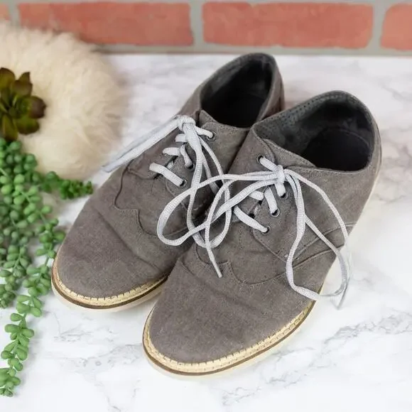 Toms | Shoes | Toms Brogue Taupe Brown Gray Canvas Wingtip  display picture 3